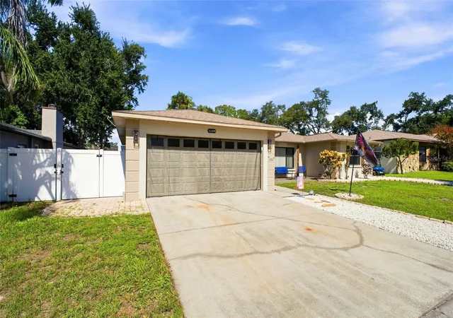 3rd image of 1830 Willow Oak Dr W, Palm Harbor, FL 34683 | MLS# TB8535221