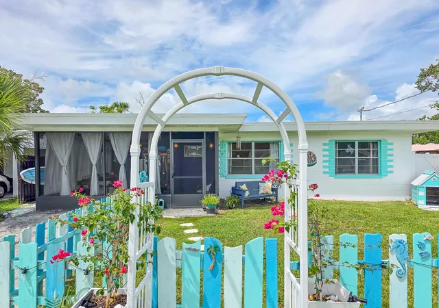 2nd image of 926 Fernald St, Edgewater, FL 32132 | MLS# NS1088901