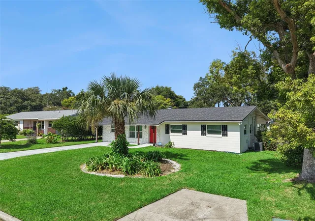 Photo 3 of Single family home for sale at 368 N Boyd St, Winter Garden, FL 34787 | MLS# O6430188 | Listing updated on 2026-08-28
