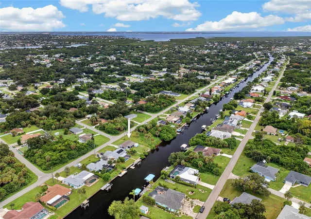 Photo 2 of Single family home for sale at 3165 Rock Crk Dr, Port Charlotte, FL 33948 | MLS# C7529120 | Listing updated on 2026-09-08