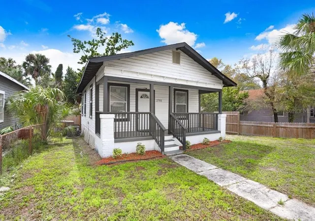 Photo 2 of Single family home for sale at 2701 E Columbus Dr, Tampa, FL 33605 | MLS# TB8535310 | Listing updated on 2026-08-23