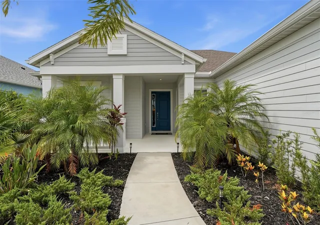 Photo 2 of Sale Pending at 14319 Skipping Stone Loop, Parrish, FL 34219 | MLS# A4701907 | Listing updated on 2026-08-19