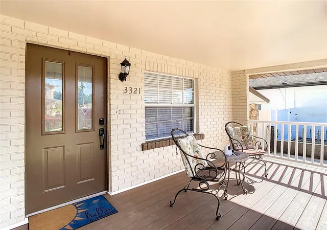 3rd image of 3321 W Aileen St, Tampa, FL 33607 | MLS# TB8535326