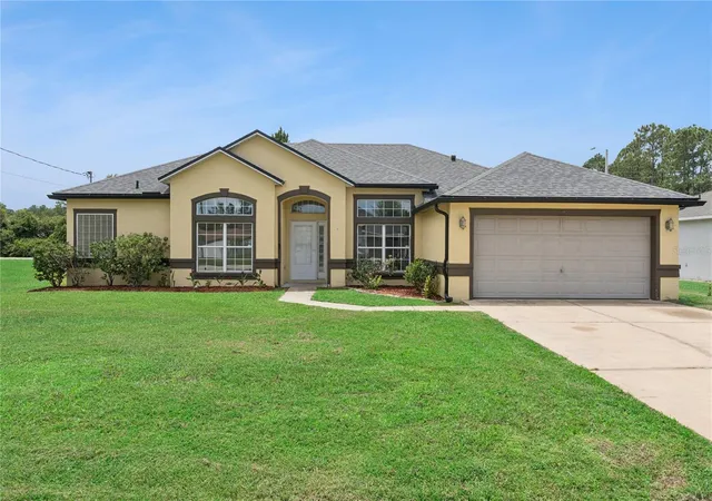Photo 2 of Single family home for sale at 43 Raemoor Dr, Palm Coast, FL 32164 | MLS# O6430247 | Listing updated on 2026-10-26
