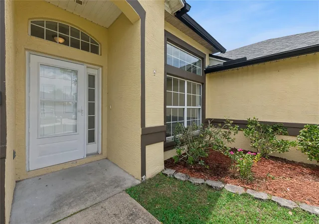 Photo 4 of Single family home for sale at 43 Raemoor Dr, Palm Coast, FL 32164 | MLS# O6430247 | Listing updated on 2026-10-26