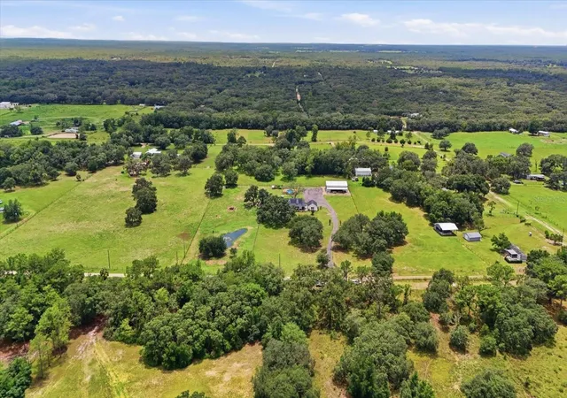 2nd image of 1750 W Mansfield St, Lecanto, FL 34461 | MLS# TB8535341