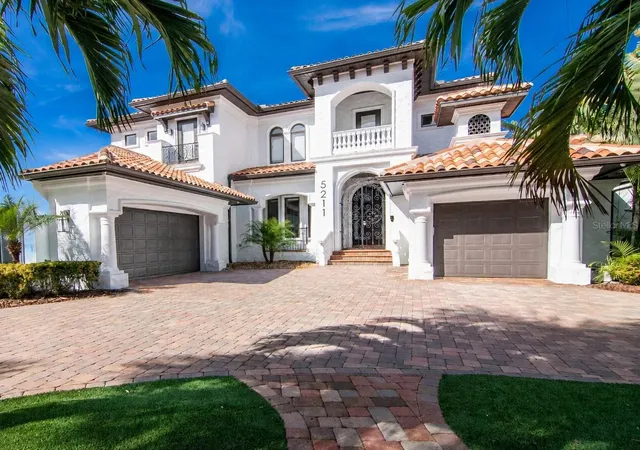 1st image of 5211 W Neptune Wy, Tampa, FL 33609 | MLS# TB8535350