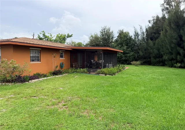 4th image of 601 Indian Creek Ln, Punta Gorda, FL 33982 | MLS# C7529149