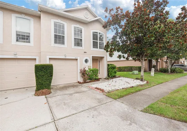 2nd image of 4617 Ashburn Square Dr, Tampa, FL 33610 | MLS# TB8535363