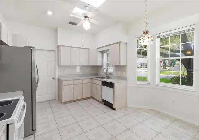 Photo 4 of Townhouse for sale at 3540 S Belgrave Dr, Inverness, FL 34452 | MLS# TB8535371 | Listing updated on 2026-09-22
