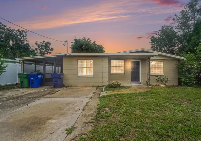 2nd image of 4224 E Regnas Ave, Tampa, FL 33617 | MLS# TB8535378