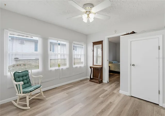 4th image of 12305 Conde Dr, Brooksville, FL 34613 | MLS# W7888227