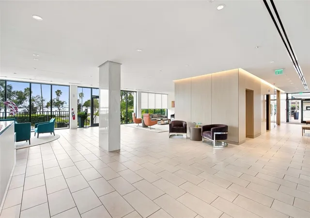 3rd image of 770 S Palm Ave #1804, Sarasota, FL 34236 | MLS# TB8535455