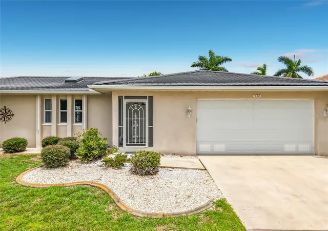 Photo 3 of Single family home for sale at 1438 Sea Fan Dr, Punta Gorda, FL 33950 | MLS# C7529159 | Listing updated on 2026-09-30