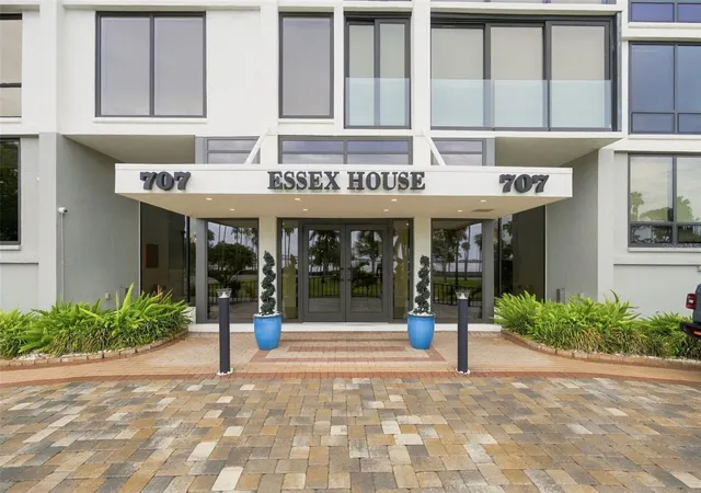 1st image of 707 S Gulfstream Ave #207, Sarasota, FL 34236 | MLS# TB8535462