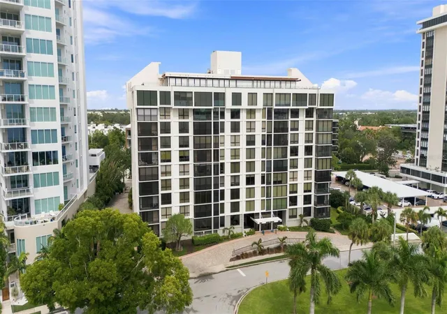 63rd image of 707 S Gulfstream Ave #207, Sarasota, FL 34236 | MLS# TB8535462