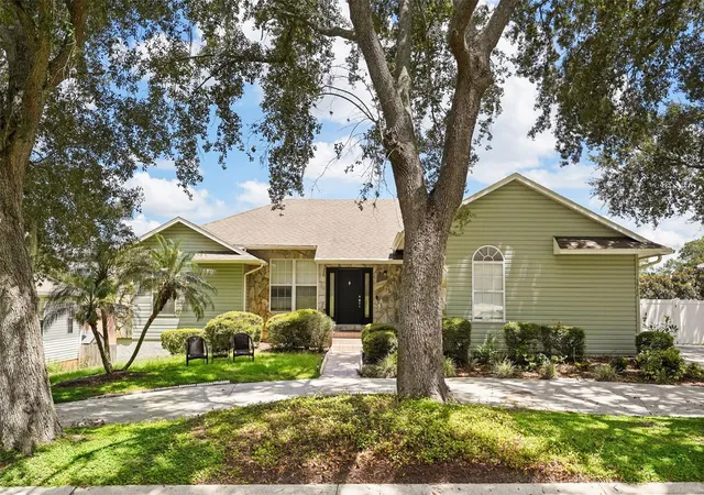 Single family home for sale at 1922 Matthew Ct, LAKELAND, FL 33813 | MLS# O6430374
