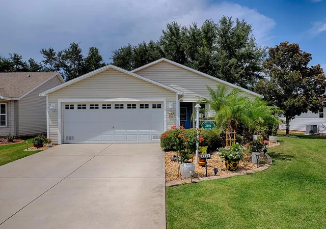 1st image of 2501 Buttonwood Run, Lady Lake, FL 32162 | MLS# G5116006