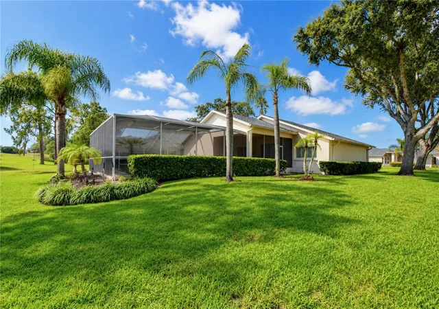 2nd image of 5602 Rockfield Loop, Valrico, FL 33596 | MLS# TB8535499