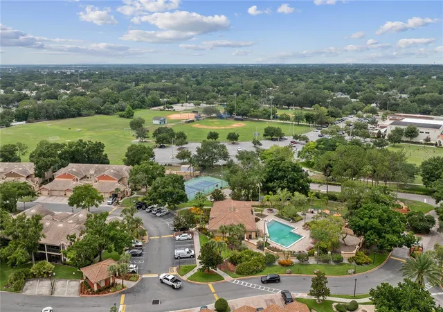 Listing Photo 2 - Condo for sale in building located at 7667 Sugar Bend Dr, ORLANDO, FL 32819 - Unit #7667