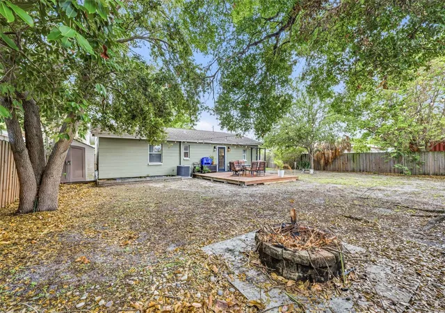 25th image of 3913 W Wallace Ave, Tampa, FL 33611 | MLS# TB8535525