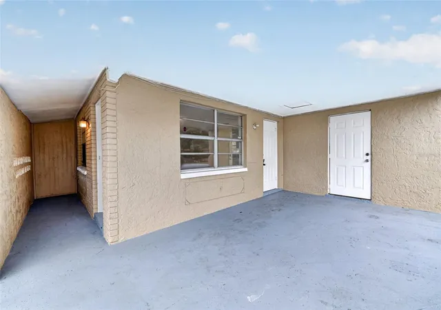 Photo 4 of Single family home for sale at 3311 E Chelsea St, Tampa, FL 33610 | MLS# TB8535530 | Listing updated on 2026-10-16