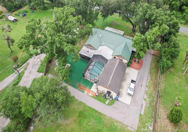 2nd image of 7410 Pierce Harwell Rd, Plant City, FL 33565 | MLS# TB8535547