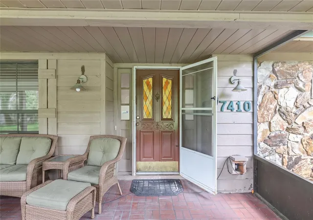 32nd image of 7410 Pierce Harwell Rd, Plant City, FL 33565 | MLS# TB8535547