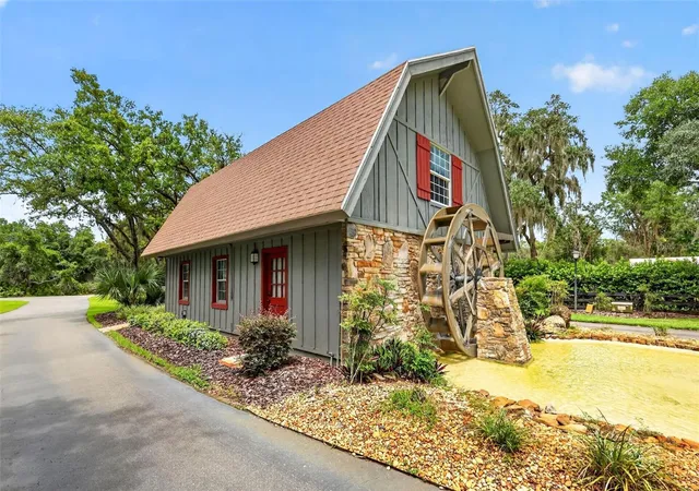 63rd image of 15240 Shady Ln, Tavares, FL 32778 | MLS# G5116012