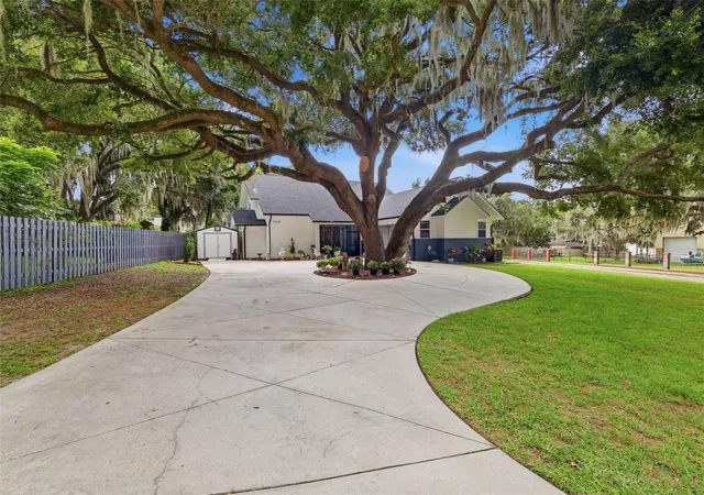 1st image of 30216 Harris Dr, Leesburg, FL 34748 | MLS# G5116015