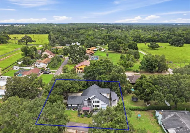 2nd image of 30216 Harris Dr, Leesburg, FL 34748 | MLS# G5116015