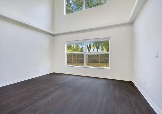 Photo 3 of Single family home for sale at 7415 Oxford Garden Cir, Apollo Beach, FL 33572 | MLS# O6430468 | Listing updated on 2026-10-02