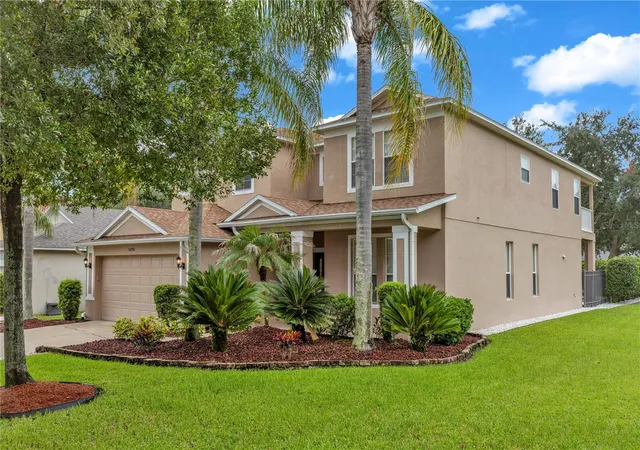 Photo 2 of Single family home for sale at 5890 Ansley Way, Mount Dora, FL 32757 | MLS# O6430482 | Listing updated on 2026-10-09