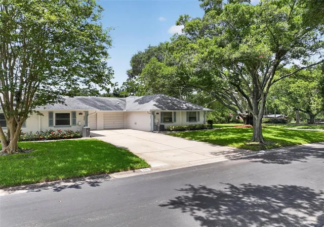 5th image of 1275 Stonehaven Ln, Dunedin, FL 34698 | MLS# TB8535584