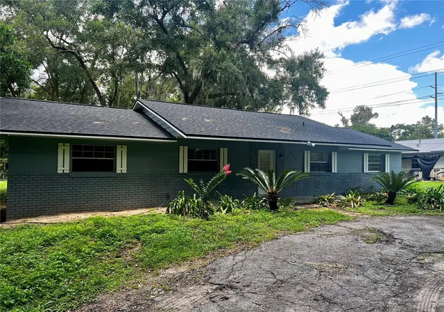 2nd image of 2948 Ne 14th Ave, Ocala, FL 34479 | MLS# OM729712