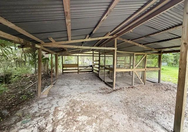 Photo 15 of Single family home for sale at 109 Hanpard Ln, Palatka, FL 32177 | MLS# V4950537 | Listing updated on 2026-08-18