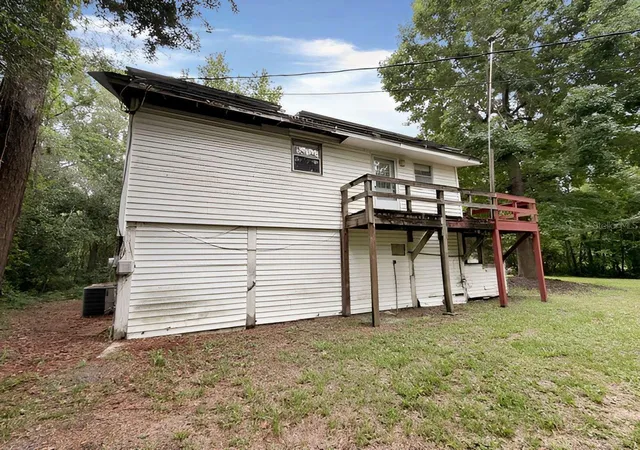 Photo 4 of Single family home for sale at 109 Hanpard Ln, Palatka, FL 32177 | MLS# V4950537 | Listing updated on 2026-08-18