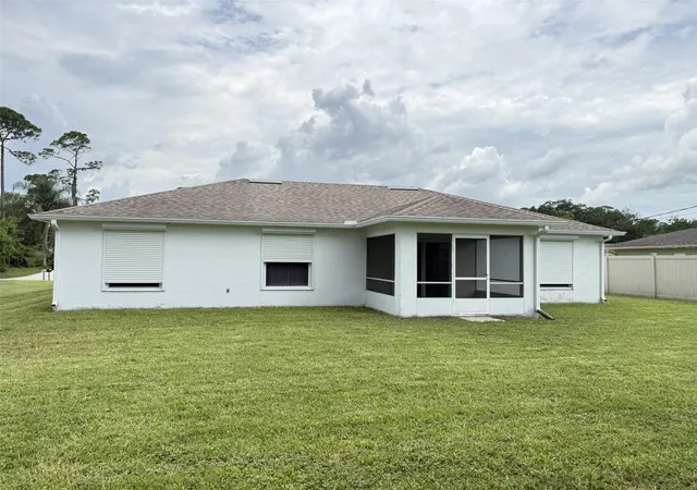 Photo 2 of Sale Pending at 2825 Tamarind Dr, Edgewater, FL 32141 | MLS# NS1088910 | Listing updated on 2026-08-31