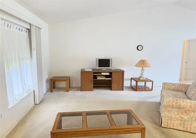 Photo 4 of Sale Pending at 2825 Tamarind Dr, Edgewater, FL 32141 | MLS# NS1088910 | Listing updated on 2026-08-31