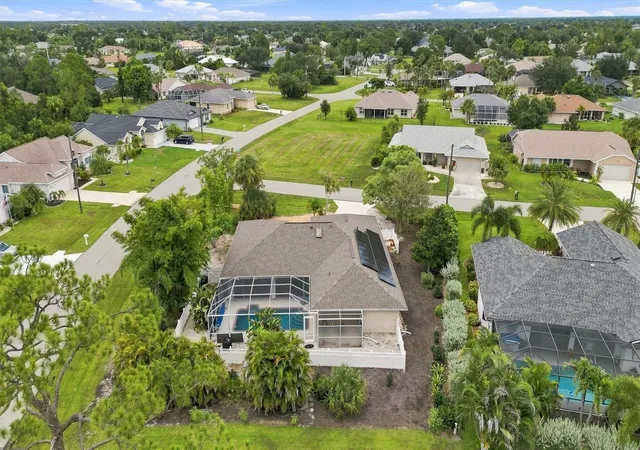 3rd image of 317 Salvador Dr, Punta Gorda, FL 33983 | MLS# C7529186