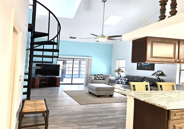 Photo 3 of Single family home for sale at 302 40th Street Cir W, Palmetto, FL 34221 | MLS# A4702013 | Listing updated on 2026-08-17