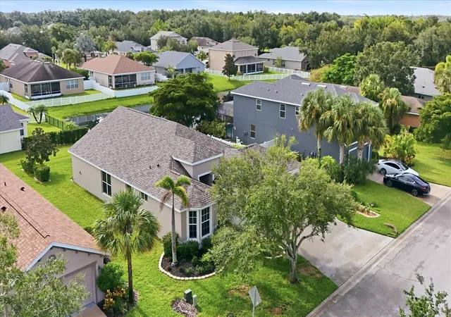 2nd image of 7117 50th Avenue Cir E, Palmetto, FL 34221 | MLS# A4702025