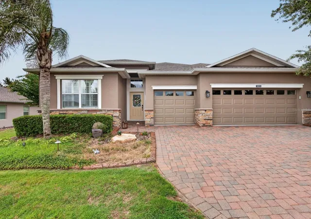 Photo 1 of Single family home for sale at 3831 Sanibel St, Clermont, FL 34711 | MLS# G5116036 | Listing updated on 2026-08-28