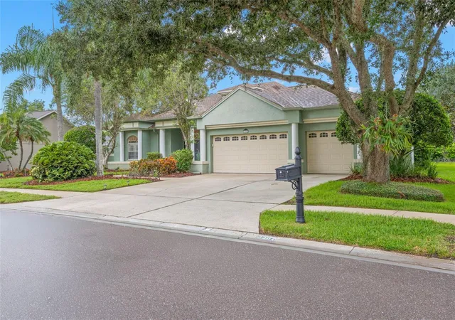 3rd image of 5501 Stag Thicket Ln, Palm Harbor, FL 34685 | MLS# TB8535695
