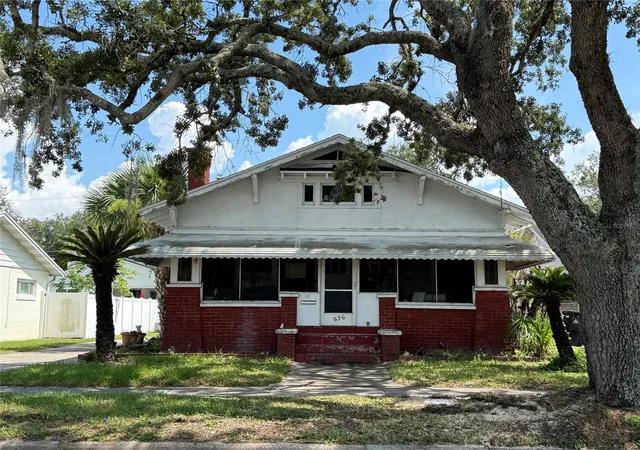 1st image of 826 W Princeton St, Orlando, FL 32804 | MLS# O6430580