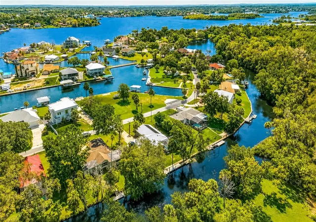 1st image of 2178 N Watersedge Dr, Crystal River, FL 34429 | MLS# OM729725