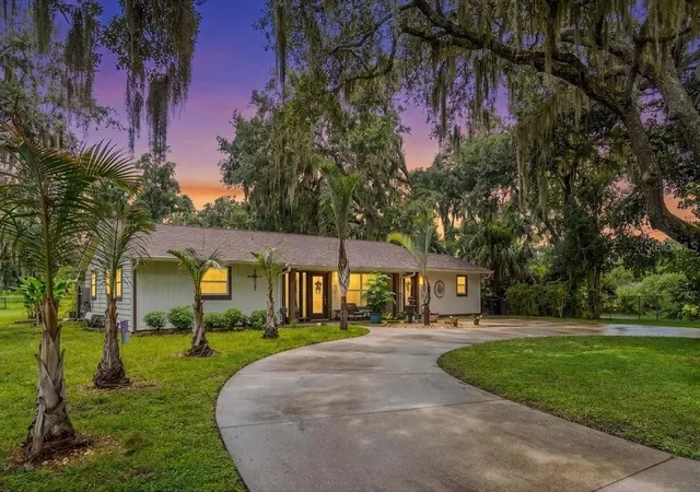 1st image of 205 Cagle Rd, Brandon, FL 33511 | MLS# TB8535721