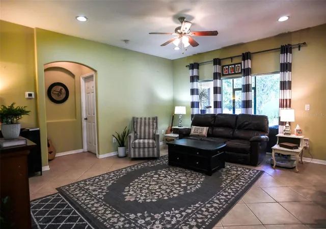 5th image of 1169 Emerald Hill Wy, Valrico, FL 33594 | MLS# O6430618