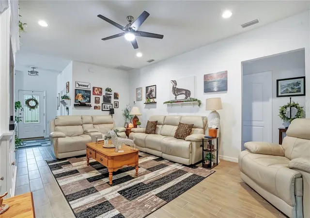 Photo 4 of Single family home for sale at 1153 Bishop St, Avon Park, FL 33825 | MLS# G5116043 | Listing updated on 2026-10-02