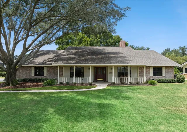 1st image of 34035 Park Ln, Leesburg, FL 34788 | MLS# G5116045